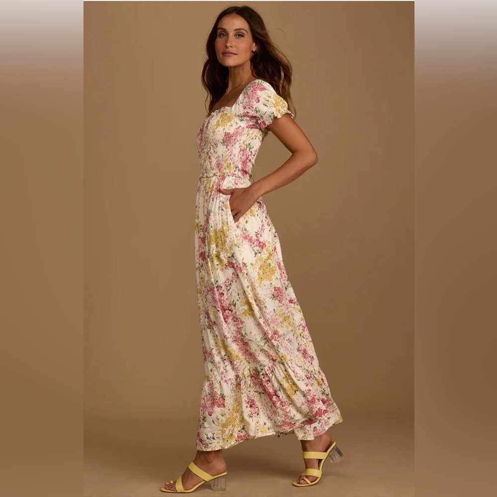 LULUS WOMEN’S ALWAYS SO SWEET FLORAL CREAM  SMOCKED PUFF SLEEVE MAXI DRESS Small